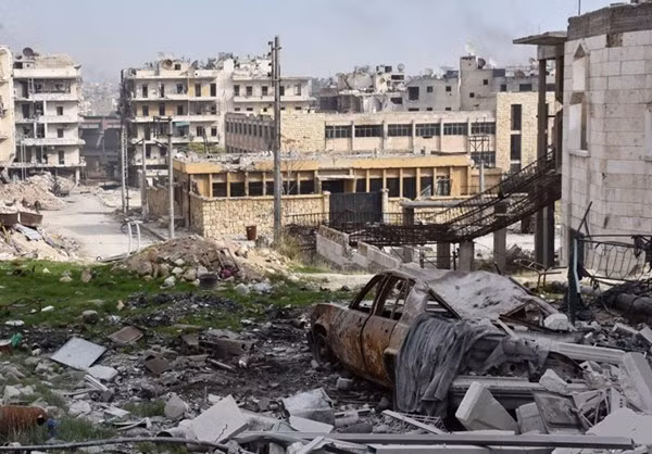 Cảnh tượng đổ nát ở thành phố Aleppo.