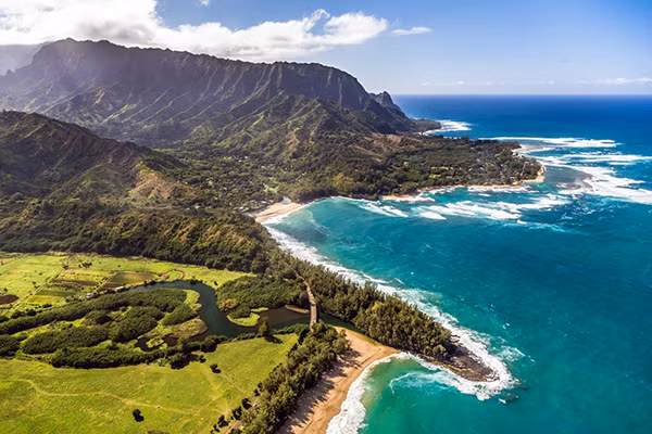 Quang cảnh ở đảo Kauai thuộc quần đảo Hawaii nhìn từ trên cao.