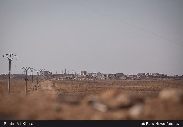 Con đường vắng bóng người qua lại ở tỉnh Aleppo. (Nguồn ảnh: Fars News Agency)