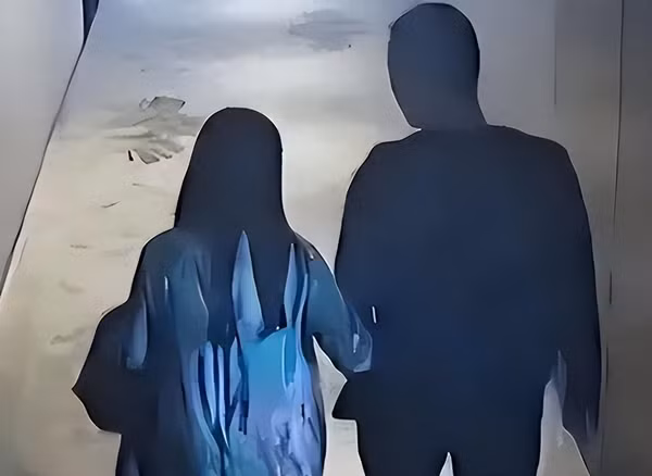Hắn nói rằng do không có việc làm và sống trong tình cảnh túng quẫn, hắn mang trong mình sự căm ghét với xã hội. Để kiếm tiền, hắn đã lên kế hoạch nhắm đến những người phụ nữ làm nghề mại dâm, nghĩ rằng có thể dùng cách này để kiếm lợi. Hai tháng trước, Lý Song đã thu thập thông tin về Trương Hiểu Hồng và nghĩ rằng cô là một mục tiêu dễ dàng.