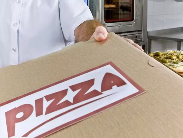 Trụ sở chính của chuỗi cửa hàng pizza MOD Pizza cũng đã đưa ra tuyên bố bày tỏ sự đau lòng sâu sắc về vụ việc và cam kết hợp tác đầy đủ với cơ quan chức năng trong quá trình điều tra. Họ cũng khẳng định sẽ hỗ trợ nhân viên bị thương trong suốt quá trình hồi phục.