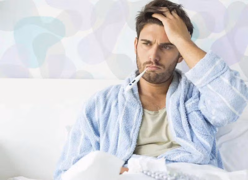 7. Vàng da Khoảng 1/3 bệnh nhân ung thư gan giai đoạn đầu bị vàng da (vàng da, niêm mạc và củng mạc).