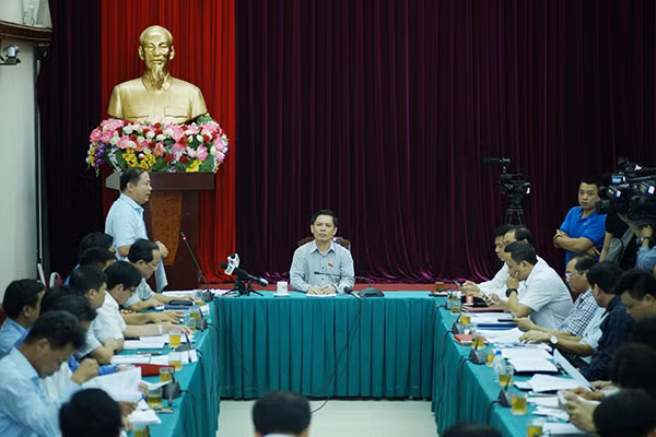 Nhiều yếu kém của ngành đường sắt được mổ xẻ