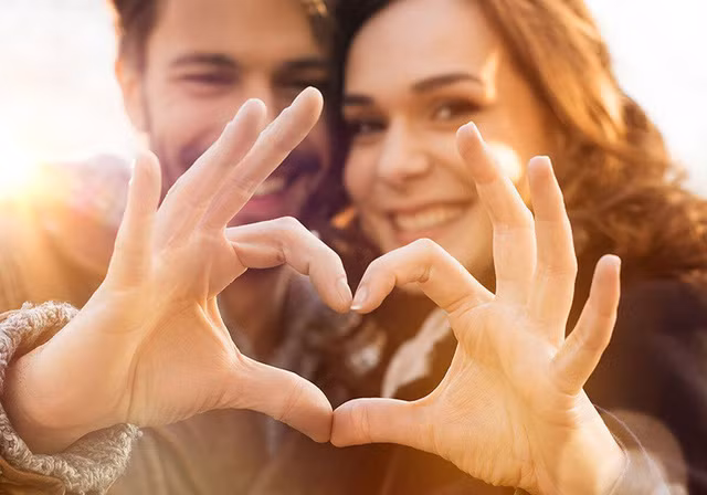 Các tư thế cũng có mức tiêu phí calo khác nhau, tư thế truyền thống tiêu tốn khoảng 24 calo trong 6 phút, tư thế nằm nghiêng tiêu hao 26 calo trong cùng khoảng thời gian. Trong khi đó, tư thế cưỡi ngựa tiêu thụ nhiều nhất, có thể đạt 60 calo trong 6 phút.