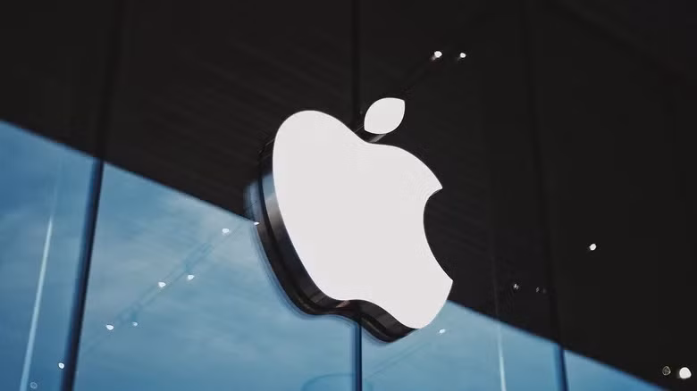 Nếu tích hợp quay video thì chuông cửa thông minh của Apple sẽ tận dụng dịch vụ HomeKit Secure Video với mã hóa đầu cuối để lưu trữ dữ liệu an toàn trên iCloud. Ảnh: Sukrita Rungroj/Shutterstock.