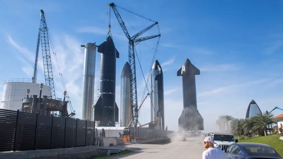 Vào ngày 12/12, SpaceX gửi thư cho chính quyền địa phương đề nghị tổ chức một cuộc bỏ phiếu nhằm chuyển đổi căn cứ Starbase, nơi công ty đang chế tạo và phóng các tên lửa Starship, thành một thành phố mới được công nhận tại Texas. Ảnh: Space.com / Josh Dinner.