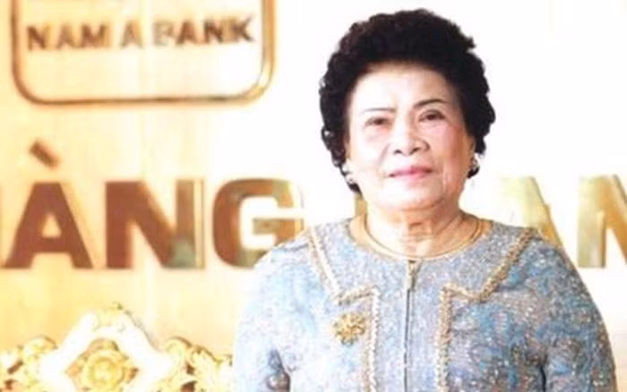 Hoàn Cầu do bà Tư Hường gây dựng nên là một tập đoàn kinh doanh đa ngành nghề được thành lập vào năm 1993. Sau hơn 20 năm phát triển, Hoàn Cầu đã có hơn 30 công ty thành viên trên khắp cả nước. Ảnh: Vietq.