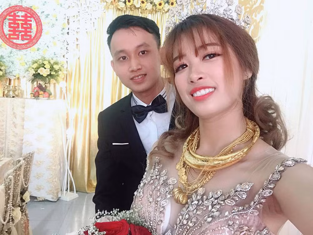 Theo tiết lộ, số vàng đó là do hai bên gia đình cho để làm vốn sau khi kết hôn. Ảnh: Vietnamnet.