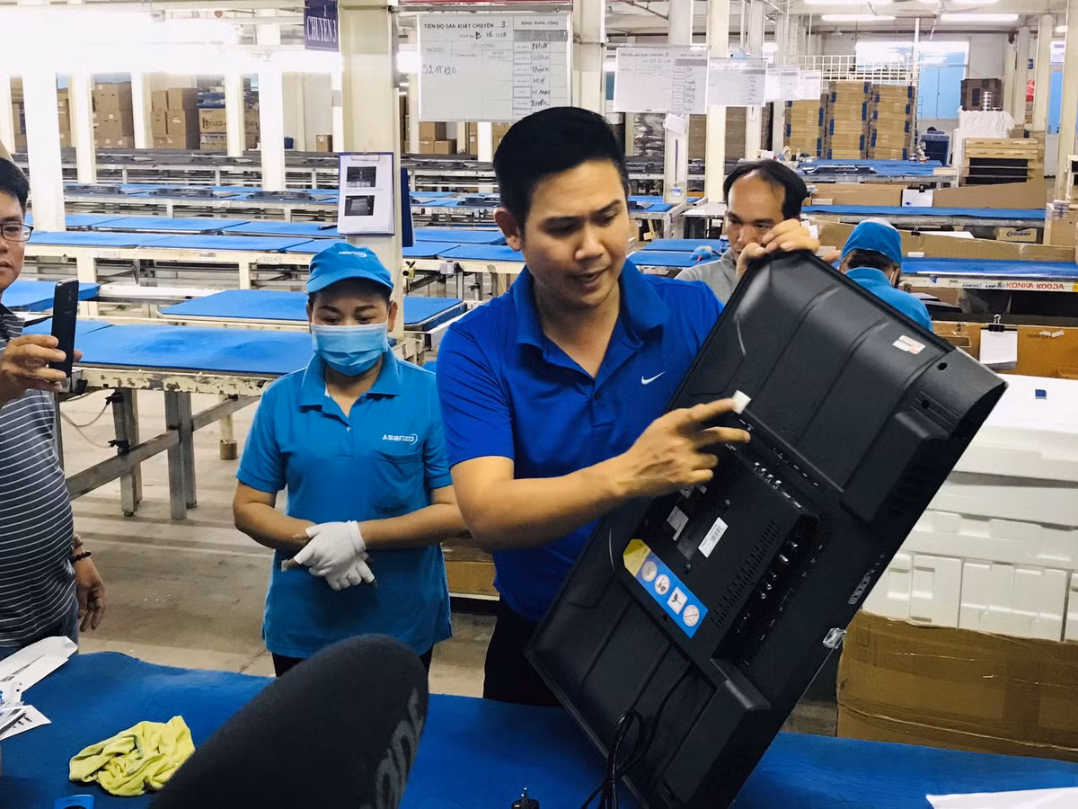 Bộ Tài chính và Bộ Công Thương chỉ đạo các cơ quan chức năng (Hải quan, Quản lý thị trường…) được giao rà soát lại việc thực hiện quản lý nhà nước và chức trách nhiệm vụ được giao trong vụ việc này. Ảnh: NDH.