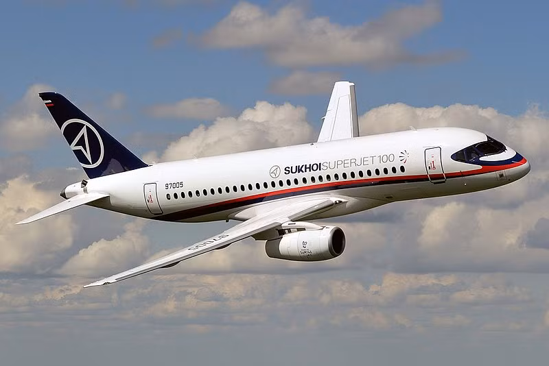 Chuyến bay thương mại đầu tiên của SSJ100 cất cánh vào ngày 21/4/ 2011. Ảnh: Wiki.