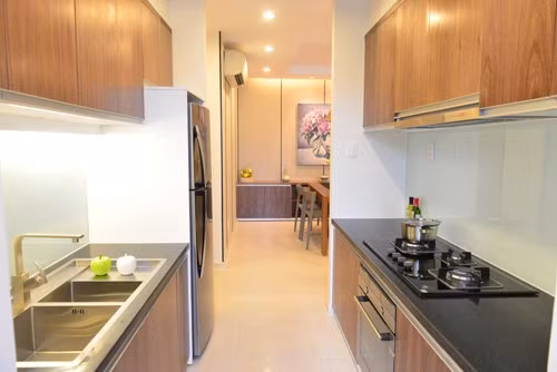 Khu bếp, phòng ăn, phòng khách được nối liền với nhau.