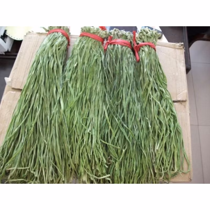Rau tien vua dat ngang tom hum, ba noi tro Viet khong ngai “vung tay” sam