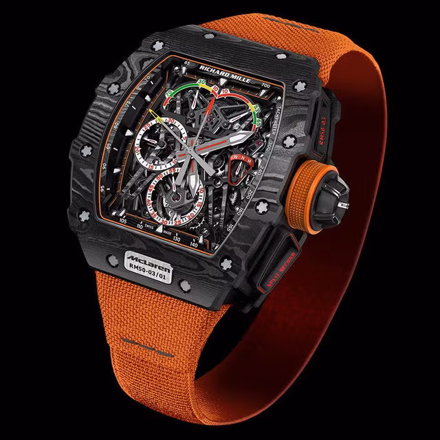Dây đeo đồng hồ thương hiệu Richard Mille cũng được thiết kế rất lạ mắt, không theo một hướng nhất định nào. Mỗi mẫu là một sự đột phá khác nhau. Ảnh: Richard Mille.