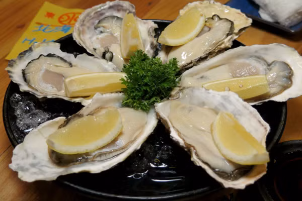 Hàu Nhật có thể chế biến thành nhiều món như hấp, chiên, lẩu hàu kim chi, cháo hàu, súp hàu...Ảnh: Daohaisan.