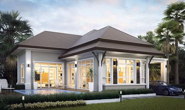  Biệt thự phong cách Châu Âu sang trọng với những mảng kính đón ánh sáng từ ngoài vào. Ảnh: Handymandecor.
