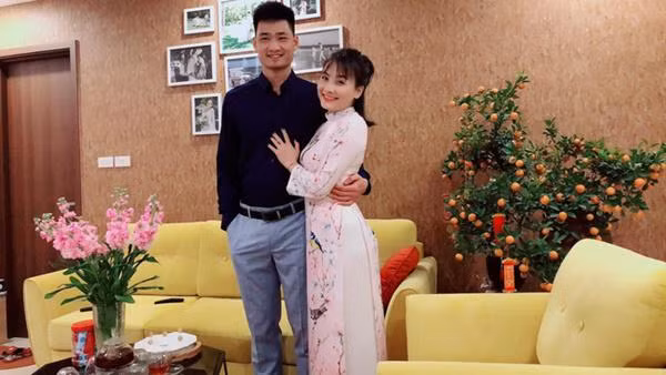 Căn hộ của vợ chồng Bảo Thanh có diện tích 86m2 với 3 phòng ngủ, nằm trên đường Lê Văn Lương - Hà Nội.
