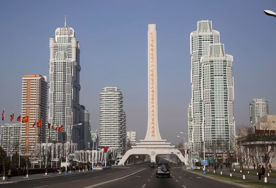Đặc biệt, trong khu phố này có tòa nhà chọc trời cao 70 tầng với độ cao 234m. Ảnh: Nknews.