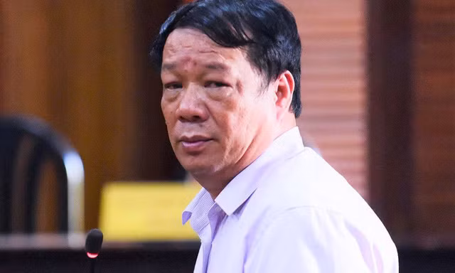 Doanh nhan Ngo Nhat Phuong lien doi VN Pharma lam an kinh doanh the nao?