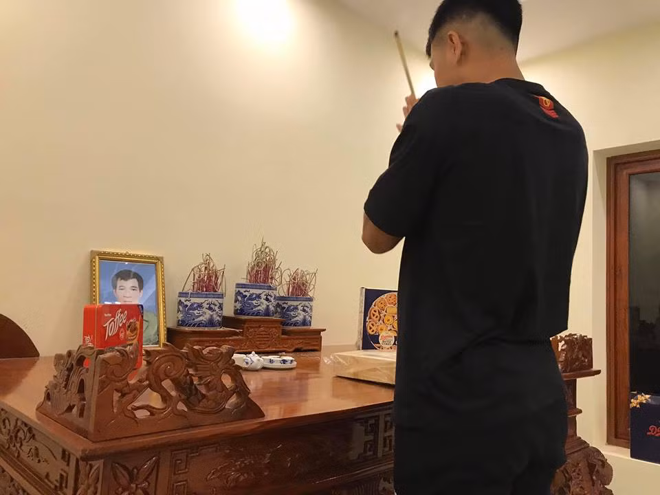 Đây cũng là tâm nguyện người cha quá cố của Đức Chinh nhiều năm qua. Ảnh: FB Kieu Trinh Tran.