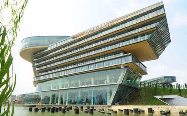 Trong khi đó, Tổng thống Mỹ Donald Trump lưu trú tại khách sạn JW Marriott (Nam Từ Liêm, Hà Nội). Ảnh: JW Marriott.
