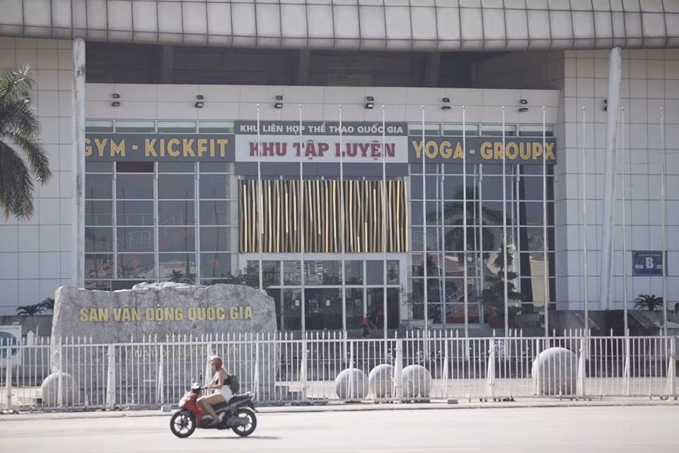 Các hợp đồng cho thuê ngắn hạn chưa thực hiện đấu giá và công khai mức giá cho thuê tài sản. Ảnh: Lao động.