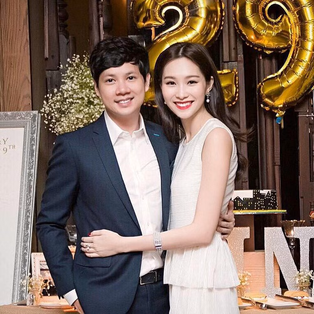 Nguyễn Trung Tín không phải là cái tên xa lạ với giới doanh nhân trẻ tuổi. Sinh năm 1987, Nguyễn Trung Tín là CEO của Tập đoàn Trung Thủy do vợ chồng bà Dương Thanh Thủy và ông Nguyễn Văn Trung sáng lập. Năm 2017, Trung Tín kết hôn với Hoa hậu Đặng Thu Thảo.