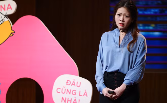Cathy Thảo Trần từng có 2 năm du học ở Australia và làm việc tại Mỹ. Doanh nhân 9X từng thành lập chương trình The I Read Project - sự kiện về giáo dục, thúc đẩy văn hóa đọc của trẻ em.