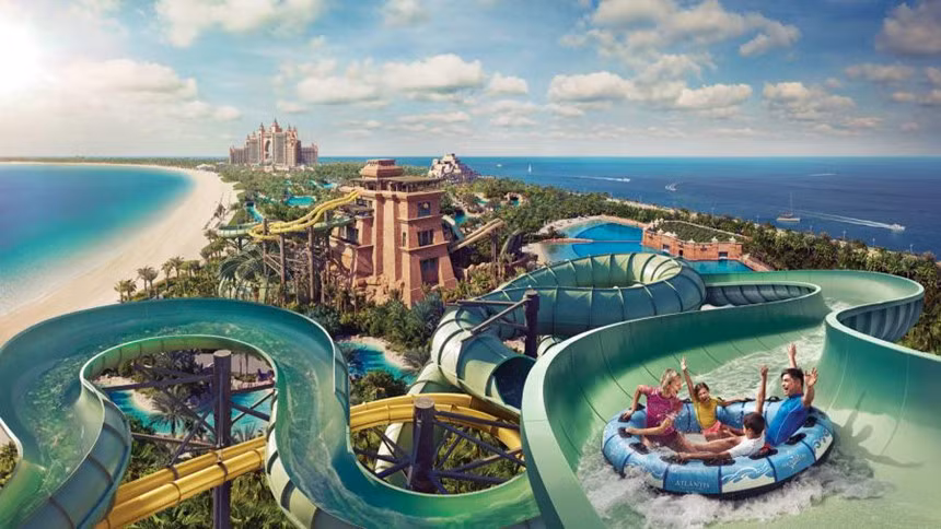 Nếu không có thời gian xếp hàng, khách có thể thuê toàn bộ Công viên nước Aquaventure rộng 17 ha cho riêng mình với giá 110.000 USD (2,5 tỷ đồng) trong vòng hai giờ (thường là từ 19-21h). Ảnh: Aquaventure Atlantis.