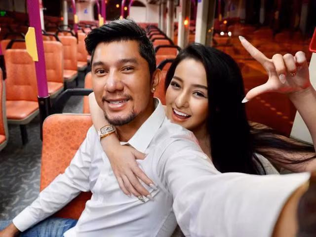 Mấy ngày qua, cộng đồng mạng dậy sóng trước những chia sẻ của Ngân 98 về cuộc tình với Lương Bằng Quang. Ngân 98 cho biết lý do cô chia tay bạn trai là vì Lương Bằng Quang ngoại tình, thậm chí bòn mót tiền của cô số tiền 600 triệu. Ảnh: Internet.