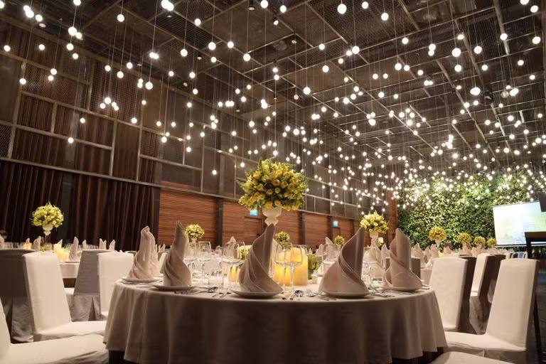 Đây cũng là địa điểm tổ chức tiệc cưới được nhiều sao Việt lựa chọn.