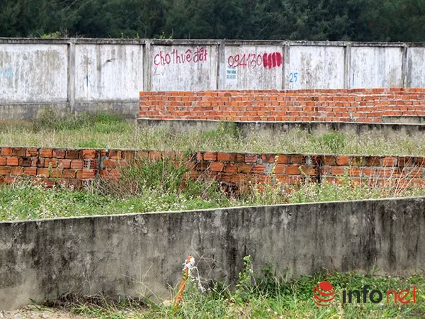 Nhiều người lo ngại không biết những khu đất này liệu có rơi vào tay những người Trung Quốc giấu mặt?
