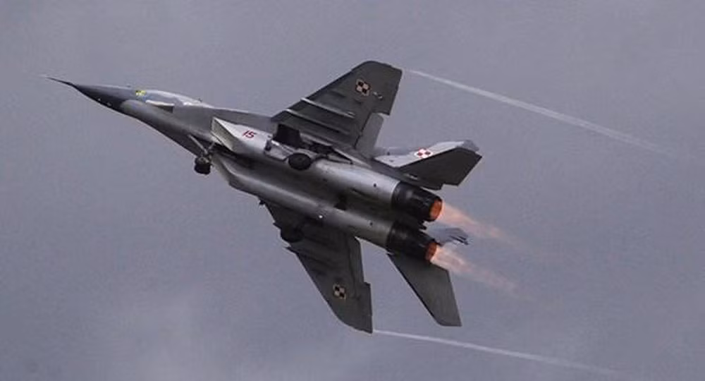 Một tướng không quân Israel cũng tán thành quan điểm này và đặc biệt đánh giá cao khả năng cơ động của chiến đấu cơ Liên Xô. "Bay trên MiG-29 là trải nghiệm hiếm có đối với phi công thử nghiệm. Kết quả đối đầu giữa nó và máy bay Israel sẽ phụ thuộc vào từng tình huống cụ thể. Trong một trận đánh cân bằng thì đây sẽ là mối đe dọa thực sự", ông cho hay.