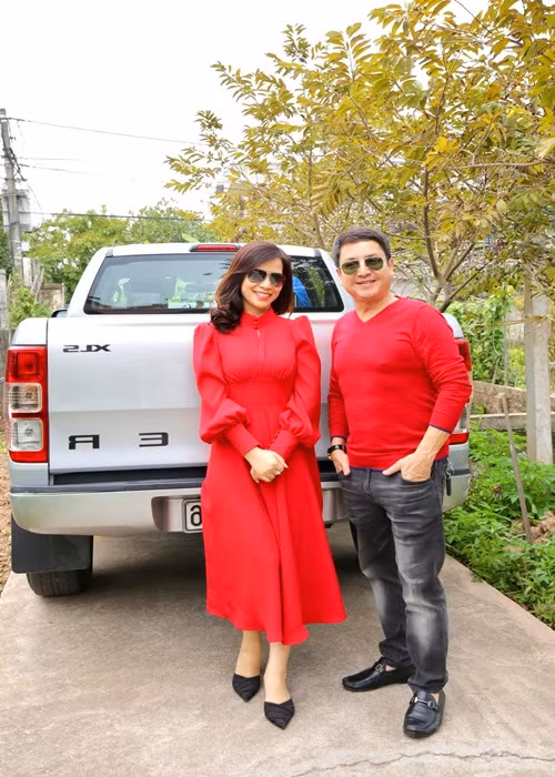 Ý Lan và Chí Trung vẫn chưa tính đến chuyện đám cưới dù tình cảm rất mặn nồng.