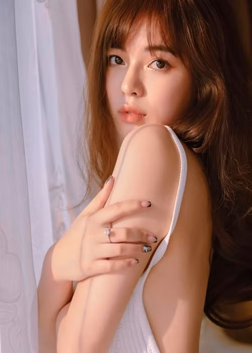 Vợ sắp cưới của Anh Tuấn trẻ trung, xinh đẹp như hot girl. Ảnh: Vietnamnet