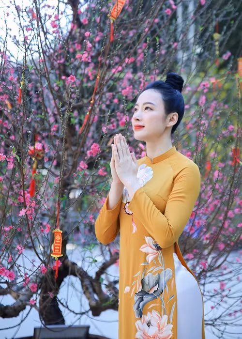 Khó có thể phủ nhận Angela Phương Trinh ngày càng xinh đẹp. Ảnh: FBNV