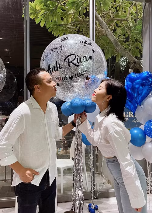 Hôn nhân của cặp đôi chứa đựng sự lãng mạn, ngọt ngào sau những sóng gió.