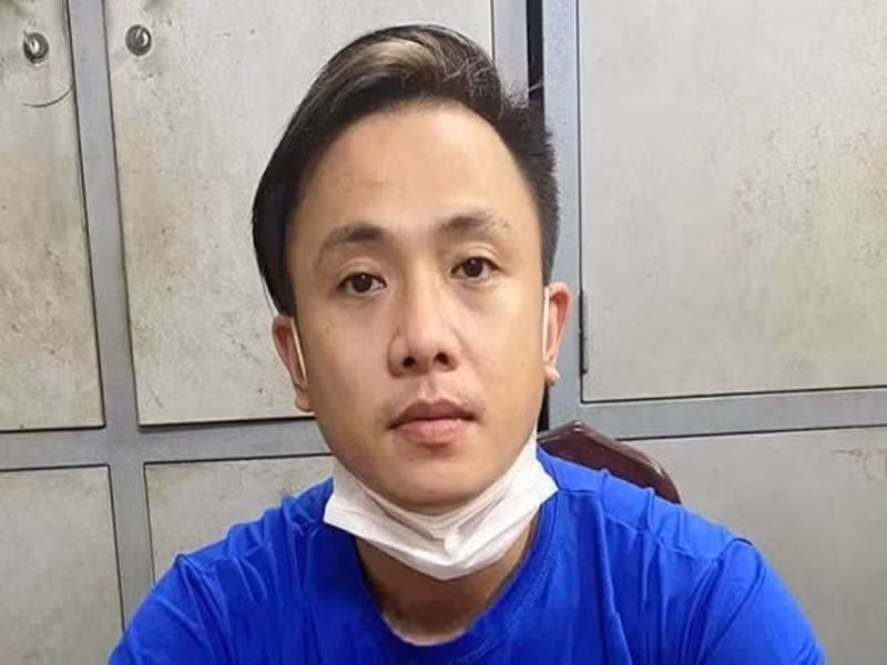 Biết gì về 2 ca sĩ Việt đang bị truy tìm, bắt giữ? Biet gi ve 2 ca si Viet dang bi truy tim, bat giu?