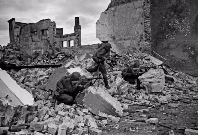 Cả Stalingrad chỉ trong mấy tháng đã “chẳng có gì ngoài tàn tích”. Nguồn ảnh: WHO