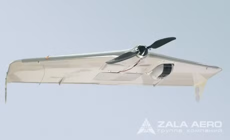 Phần phía trước xuồng được thiết kế thuận lợi cho việc phóng và thu hồi các UAV trinh sát hạng nhẹ như ZALA 421-16EM do công ty con ZALA của tập đoàn vũ khí Kalashnikov Concern phát triển. UAV hỗ trợ xuồng trong nhiệm vụ trinh sát tình huống, nhận diện mục tiêu cũng như chỉ thị mục tiêu cho việc tấn công hiệu quả trên đất liền và trên biển.
