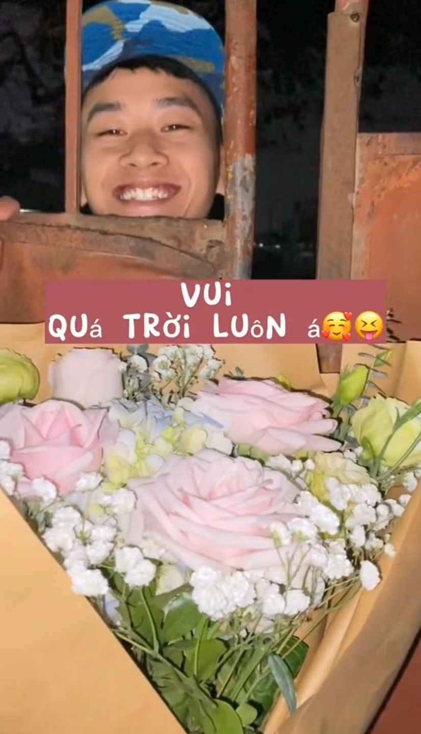 Kèm đoạn clip, cô gái còn chia sẻ: "Tin tưởng là lời hứa xa bao lâu vẫn tìm nhau. Giữ gìn là trọng trách đôi vai em thêm sức mạnh".