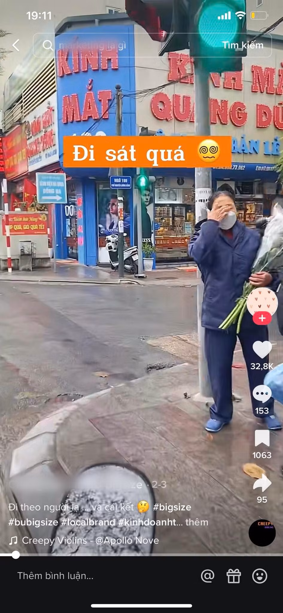 Hiện tại các clip "Đi theo người lạ" này vẫn nhận được sự yêu thích của rất nhiều người. Ảnh: Chụp màn hình