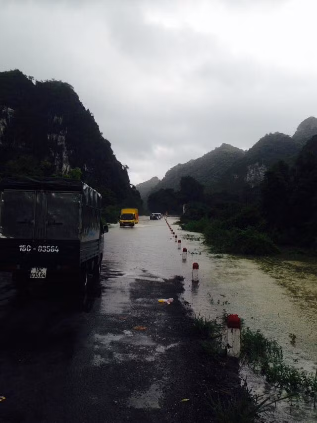Hệ thống giao thông tê liệt.