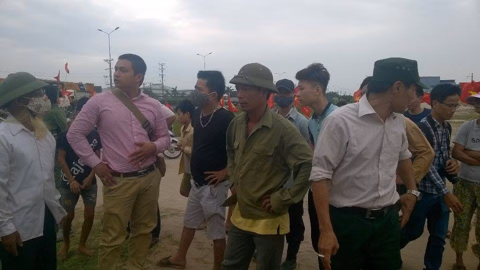 Cong an vao cuoc nghi an may xuc de len nguoi dan Hai Duong