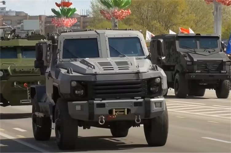 Ngoài ra nhà phát triển của hệ thống MLRS Flute cũng đã đưa ra lời bác bỏ thông tin từng xuất hiện, nhấn mạnh rằng dữ liệu trên là không đúng sự thật và có dụng ý xấu đằng sau.