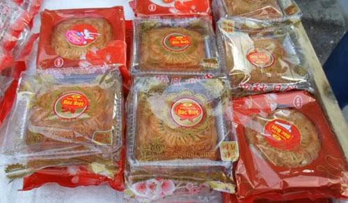 Chieu doc phan biet banh trung thu gia lua nguoi-Hinh-2