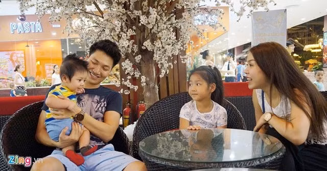 Ngưỡng mộ chuyện tình của ông bố quyến rũ nhất gameshow - Hình 10 Nguong mo chuyen tinh cua ong bo quyen ru nhat gameshow-Hinh-10