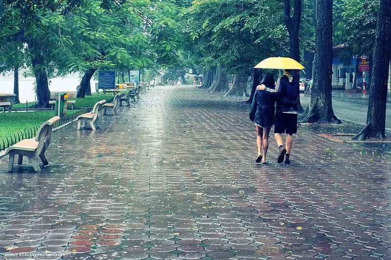 Ha Noi co mua rao trong dem Trung thu