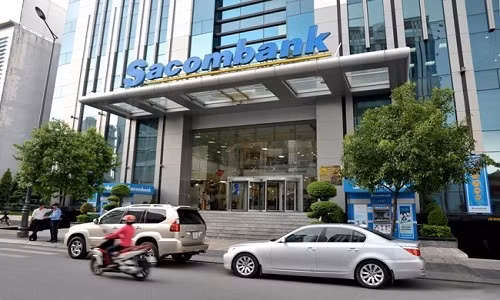 Dai gia Tram Be lam gi trong nhung ngay cuoi o Sacombank?