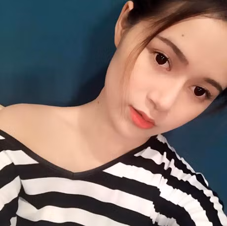 Do kinh tế gia đình nghèo khó, thời gian đầu kinh doanh Mỹ đều phải tự lực chỉ với 2 triệu tiền tiết kiệm, cô cũng táo bạo xin nghỉ học để theo đuổi con đường buôn bán. Ảnh: Facebook nhân vật.
