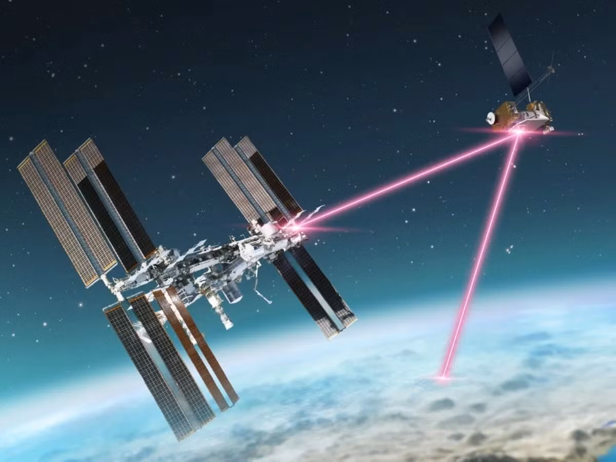 Điều này mở ra khả năng sử dụng tia laser để giữ liên lạc với các tàu vũ trụ trong tương lai, thậm chí là trong các sứ mệnh tới sao Hỏa.